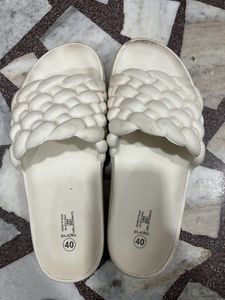 Zudio Slippers