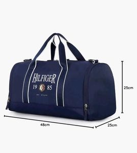 Tommy Hilfiger Callan Men Polyester Gym Bag.