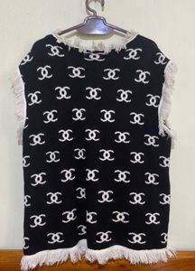 Elegant Knitted Vest