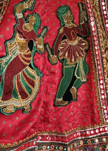 Red Nd Green Chaniyacholi