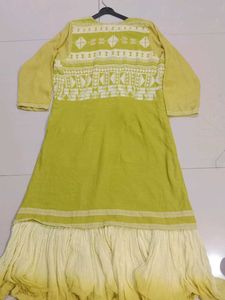 Green Embroidered Kurta