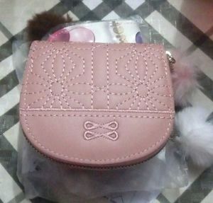 Coin Purse With Pompom