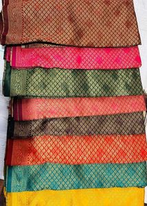 Title:✨ Traditional Zari Woven Silk Blend Sarees