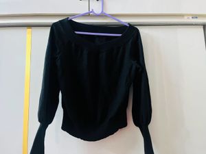 puff sleeves black woollen top🪬