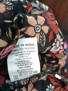 Multicolor Printed Top (Women&#39;s)