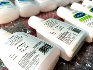 Cetaphil Moisturizing Lotion And Cleanser