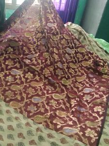 Elegant Beige &amp; Maroon Sari