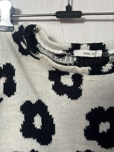 Floral Print Cropped Sweater