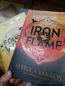 Fourth Wing &amp; Iron Flame Set