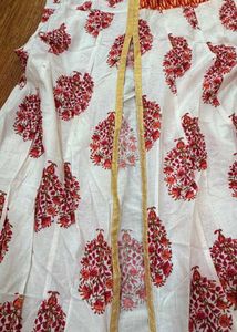 Red &amp; White Printed Kurta Set