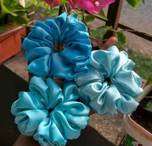 Blue Satin Scrunchie Set