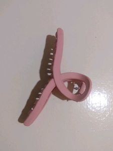 Pink Twist Hair Claw Clip