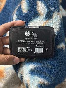 The Fashion Factory Eyeshadow Palette