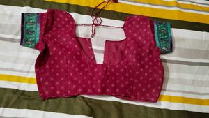 Beautiful Sari With Stitch Blouse