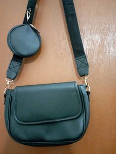 Stylish Black Crossbody Bag🖤