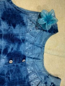 🎀Handmade Denim Tie-Dye Top with Lace🎀