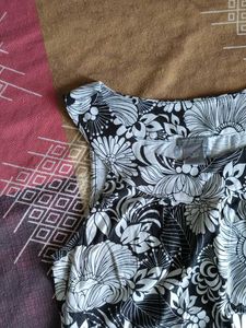 Floral Sleeveless Top