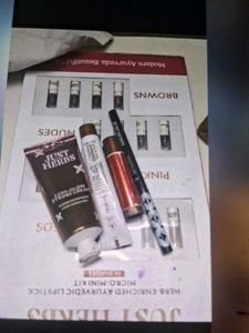 Just Herbs Make-up Kit