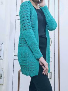 Green Thigh Length Knitted Shrug