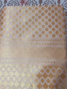 get this beautiful saree with red blouse 900/