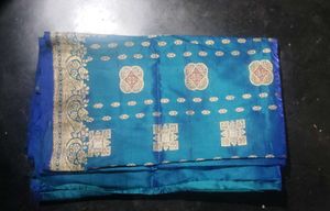 iridescent green and blue saree never used