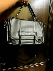 Elegant Black Handbag
