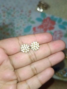 Women Studded Tops Earrings