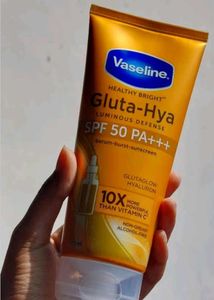 Vaseline Gluta Hya Sunscreen