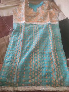 Three piece salwar for teenager girl.