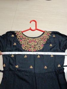 ⭕ Sale  ⭕Embroidery  Gown