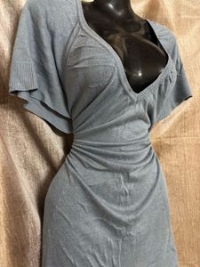 Elegant Blue V-Neck Dress
