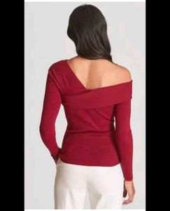 Red Asymmetrical Neckline Top🎀💝