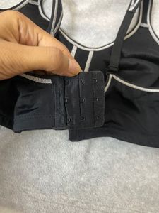 Black Sports Bra - 44 C New