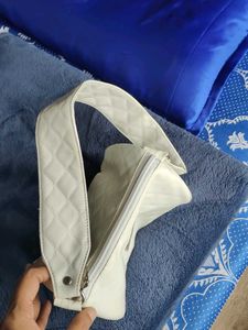 Stylish White Hobo Bag