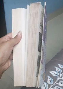 Heartstopper Book By Alice Oseman