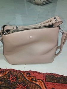 Cute Crossbody Bag with Chain Detail