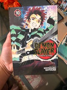 Demon Slayer Vol. 10