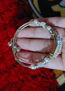 Three Beauties Bracelet