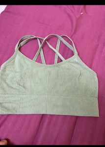 4 Non Padded Sports Bra