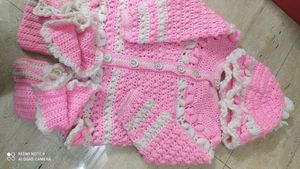 Girl Handmade Sweter, Cap And Socks