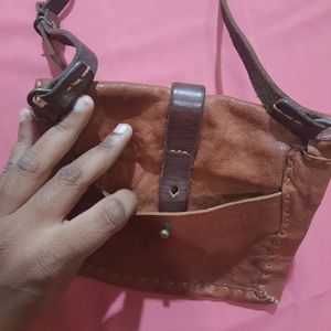 Vintage Leather Crossbody Bag