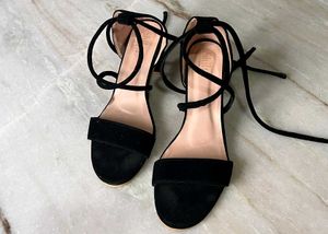 Chic Black Tie-Up Sandals
