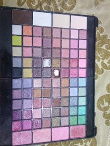 Beautiful Eye Shadow Pallet