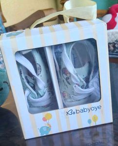 baby shoes