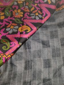 i am selling black golden saree