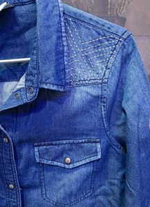 Vero Moda Denim Shirt ✨