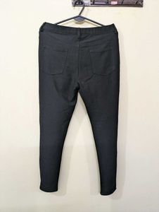 MAX Stylish Stretchable Jeggins For Women