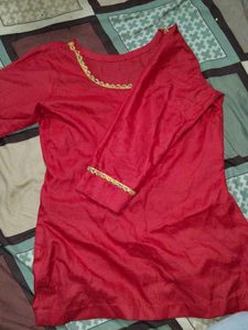 Red & Gold Embellished Kurta