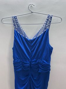 Fashionable party Wear Gown