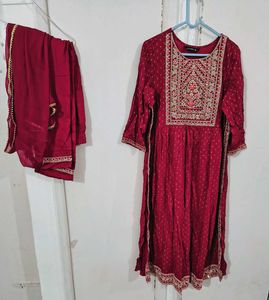 Beautiful Red Naira Cut Suit Set